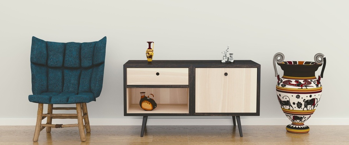 Living unveils collection of minimal furniture